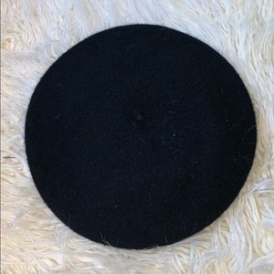 Urban outfitters beret hat